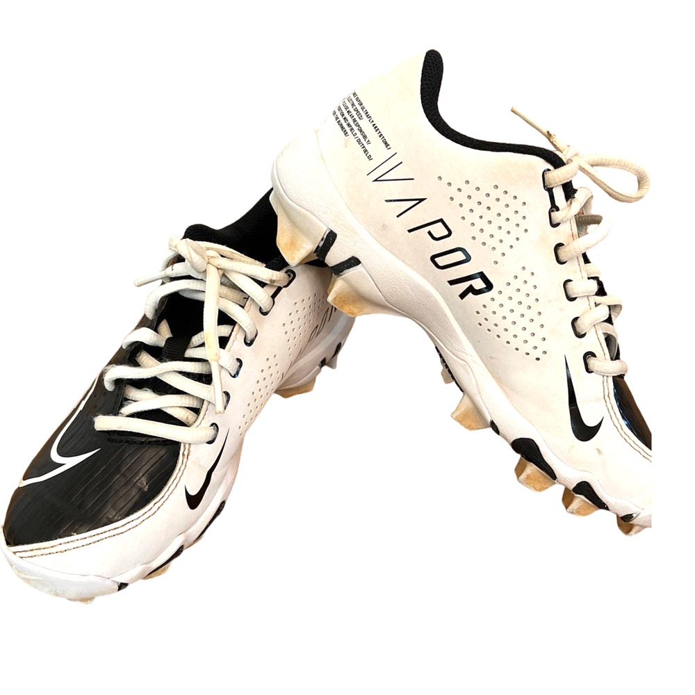 Nike Soccer Vapor Sneakers Boys Fastflex DA0702-001 Sz 1Y slightly used